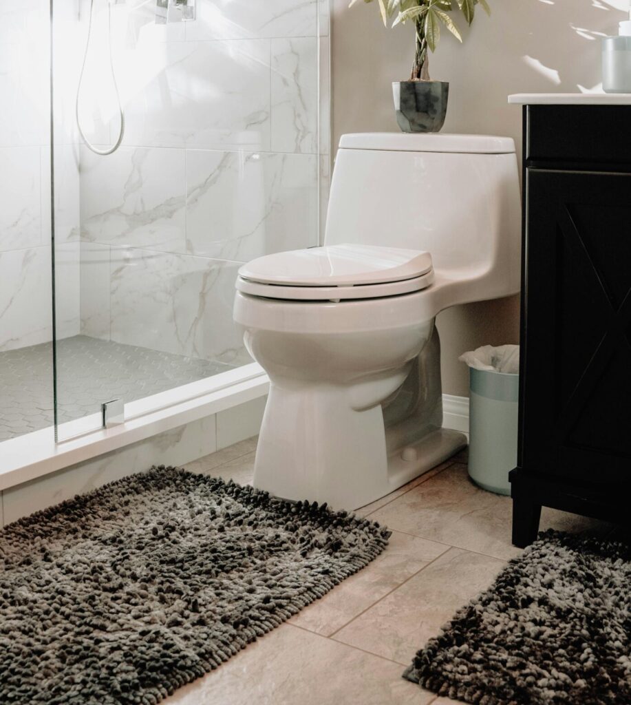 Vinyl wet room floor
